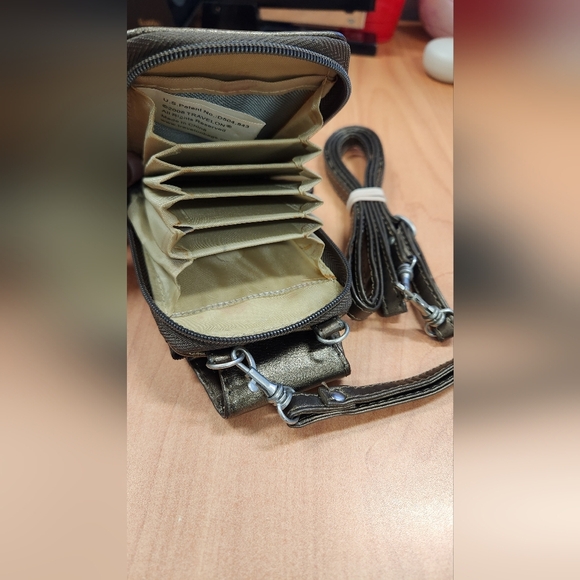 Metallic Crossbody mini purse - Picture 4 of 5